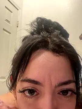 Snapshot of racoonbaby chatting on 29, 9, 2025 racoonbaby online show from 29, 9, 2025