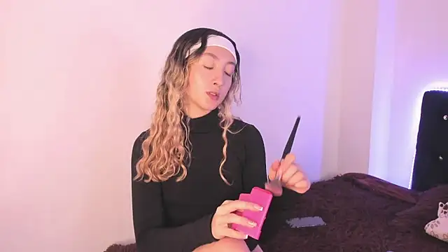 LauMiller online show from 29, 11, 2025