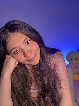 Emilyybennet  online show from 23, 6, 2026