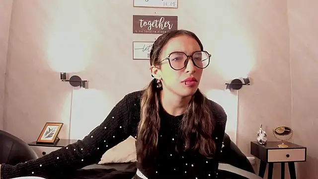 Emilia Bons online show from 16, 1, 2026