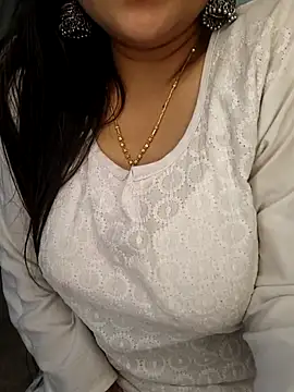 Snapshot of officialbhabhi chatting on 9, 9, 2025 officialbhabhi online show from 9, 9, 2025