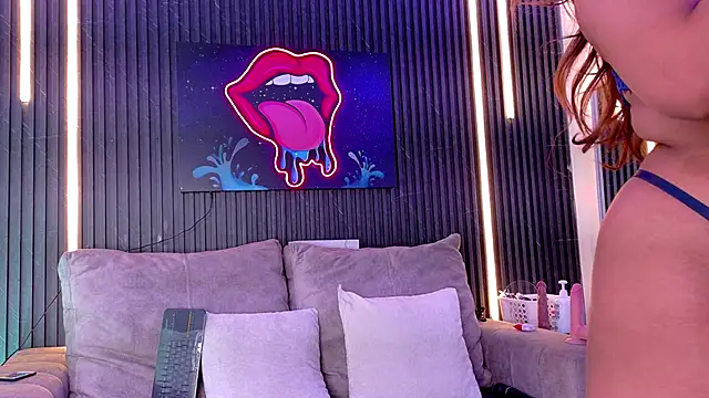 SophiaSummer online show from 8, 10, 2025