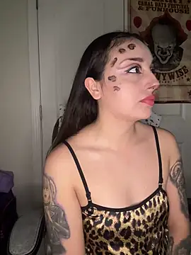 CharmingMaddie online show from 18, 12, 2025