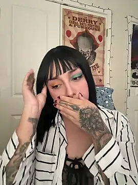 CharmingMaddie online show from 5, 3, 2026