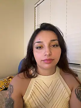 CharmingMaddie online show from 9, 4, 2026