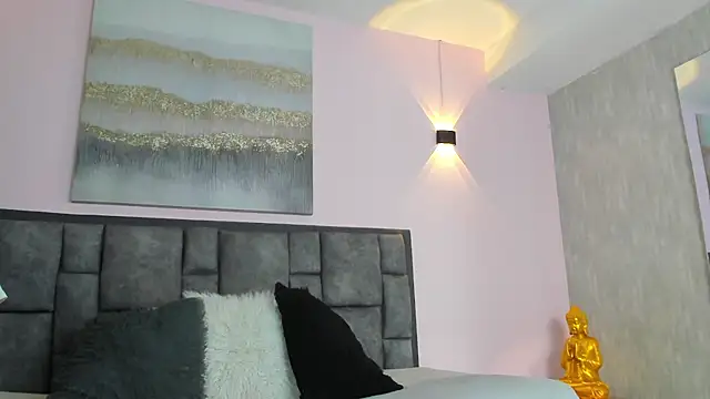 CrisstalStwart online show from 14, 11, 2025