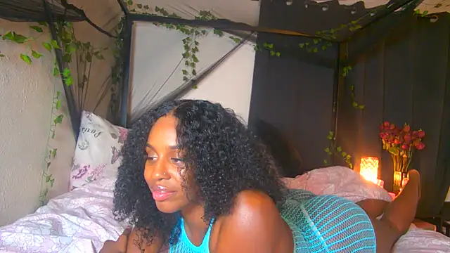 Snapshot of elaasia chatting on 27, 5, 2026 elaasia online show from 27, 5, 2026