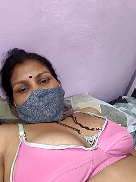 Love-pari077 online show from 18, 10, 2025