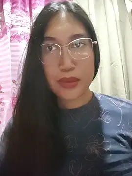 Snapshot of Romantic_Sabrina chatting on 23, 6, 2026 Romantic Sabrina online show from 23, 6, 2026