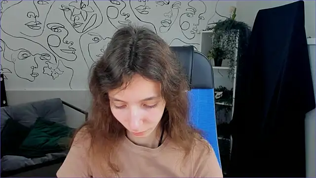 EmmanuellBrown online show from 2, 10, 2025