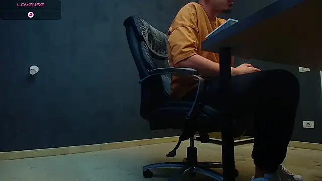 EnzoRace online show from 21, 10, 2025