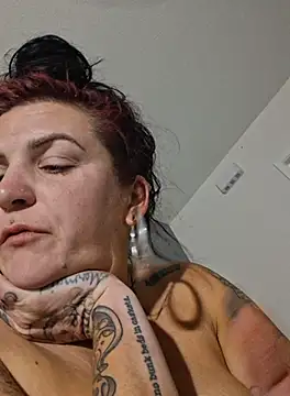 Snapshot of gypsyriot chatting on 22, 9, 2025 gypsyriot online show from 22, 9, 2025