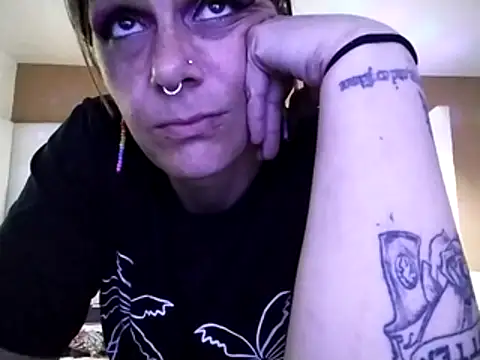 SparklesB1tch online show from 18, 5, 2026