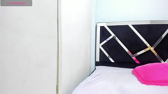 iisabella noa online show from 27, 10, 2025