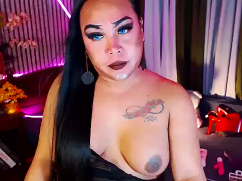 CumFactoryLuna online show from 3, 3, 2026