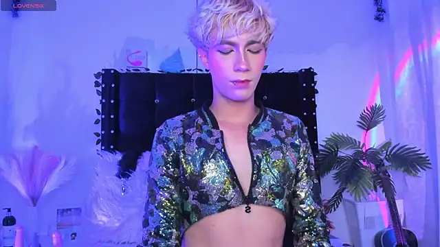 Cooperrosscute233 online show from 5, 12, 2025