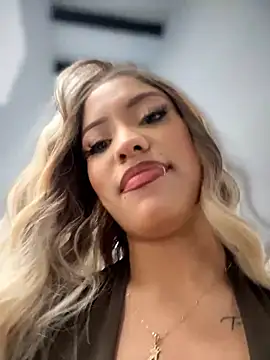 MystiqueXXX online show from 24, 2, 2026