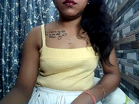 HOT AARVI11 online show from 8, 11, 2025