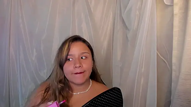 ElaBourn  online show from 30, 3, 2026