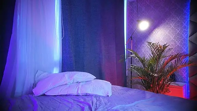 Snapshot of grayce_blossoms_24 chatting on 23, 9, 2025 grayce blossoms 24 online show from 23, 9, 2025