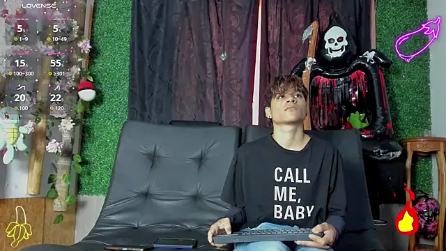 spicy adonhis online show from 30, 10, 2025