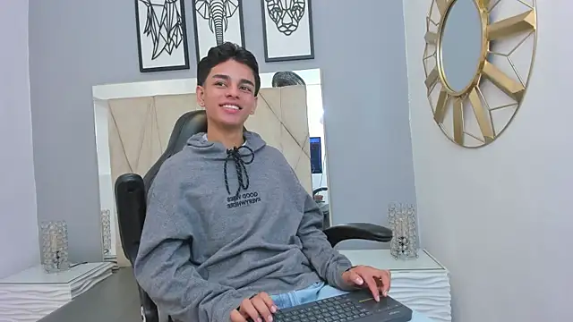 owen  johnson online show from 24, 9, 2025