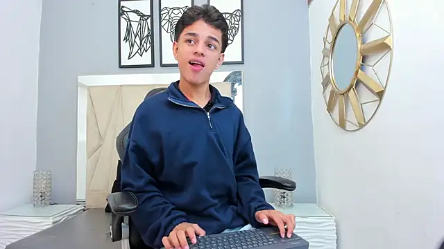 owen  johnson online show from 6, 10, 2025