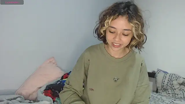 Snapshot of brisazanes chatting on 1, 11, 2025 brisazanes online show from 1, 11, 2025