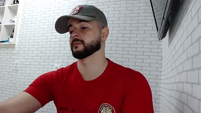 Snapshot of BombeiroHotx chatting on 6, 11, 2025 BombeiroHotx online show from 6, 11, 2025