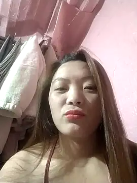 Snapshot of Thuyta chatting on 30, 9, 2025 Thuyta online show from 30, 9, 2025