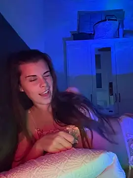 Snapshot of AlitaNova chatting on 10, 9, 2025 AlitaNova online show from 10, 9, 2025