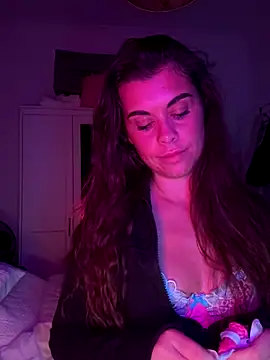 Snapshot of AlitaNova chatting on 22, 9, 2025 AlitaNova online show from 22, 9, 2025