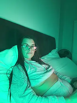 Snapshot of AlitaNova chatting on 25, 9, 2025 AlitaNova online show from 25, 9, 2025