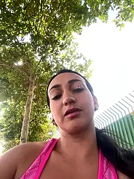 Ninabigtitied online show from 3, 10, 2025