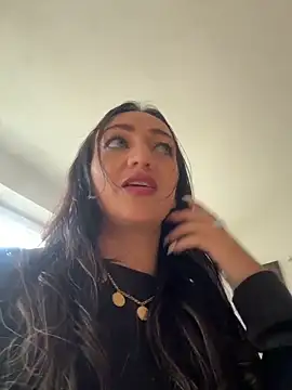 Ninabigtitied online show from 14, 11, 2025