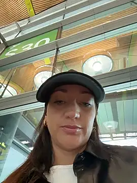 Ninabigtitied online show from 5, 2, 2026