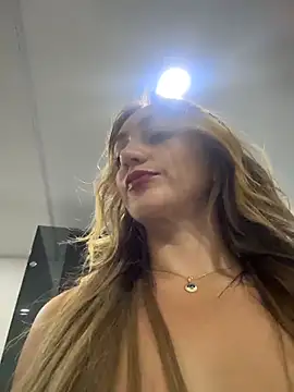 Ninabigtitied online show from 15, 3, 2026