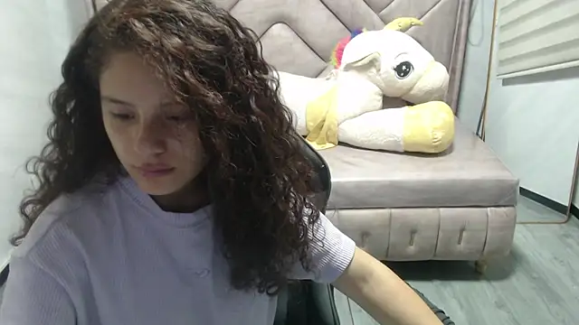 Velvet Moon V online show from 31, 10, 2025