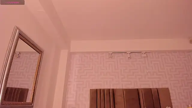 naishaa  online show from 16, 2, 2026