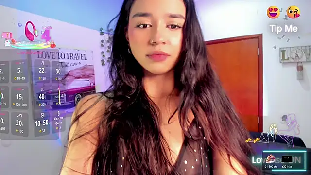 Elsa Pataky online show from 25, 11, 2025