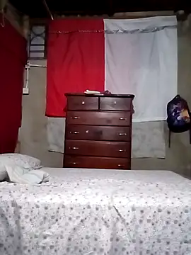 Snapshot of Steehood chatting on 30, 11, 2025 Steehood online show from 30, 11, 2025