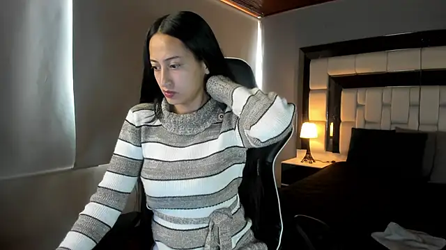 Snapshot of Adhara7 chatting on 17, 10, 2025 Adhara7 online show from 17, 10, 2025