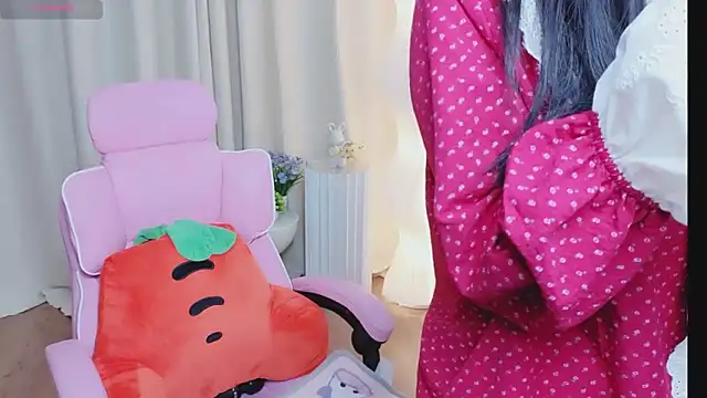 Miu-999 online show from 18, 12, 2025