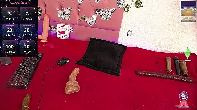 Snapshot of wetmoonhott chatting on 8, 11, 2025 wetmoonhott online show from 8, 11, 2025