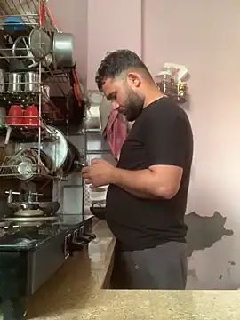 amitsharma7868 online show from 4, 3, 2026