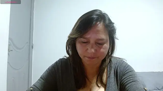 Snapshot of haashkyo chatting on 22, 10, 2025 haashkyo online show from 22, 10, 2025