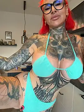 Snapshot of CatCoxx chatting on 30, 6, 2026 CatCoxx online show from 30, 6, 2026