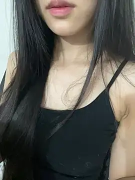 Snapshot of Desi_sara chatting on 4, 8, 2026 Desi sara online show from 4, 8, 2026