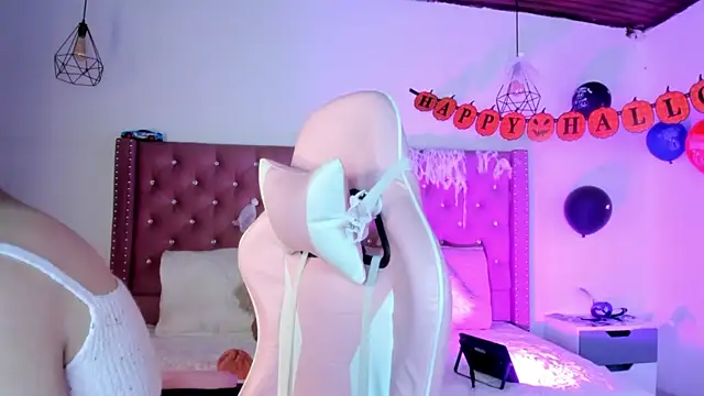 Jade rey  online show from 31, 10, 2025