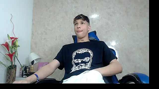 Snapshot of AustinPrice chatting on 15, 9, 2025 AustinPrice online show from 15, 9, 2025
